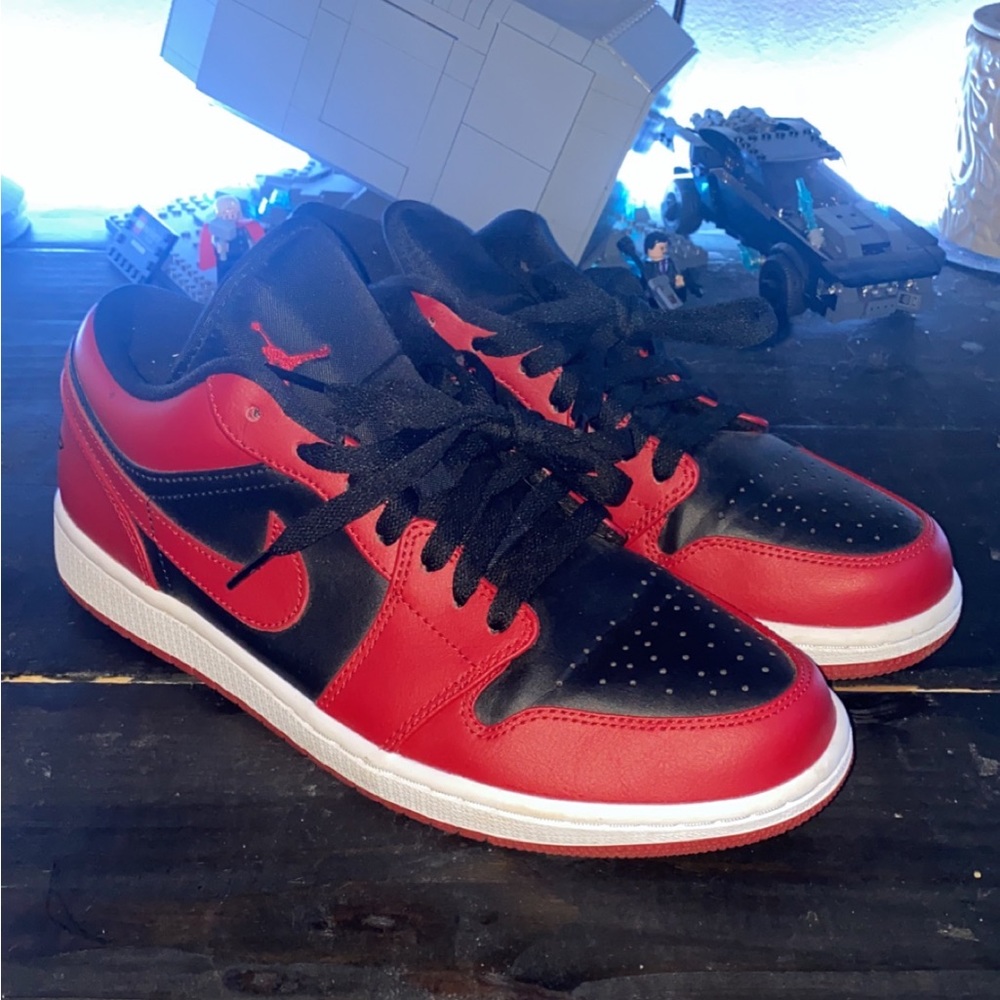 Jordan 1 low reverse bred